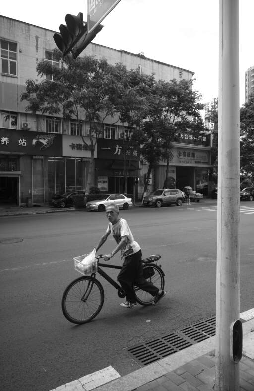 The look on his face are intresting, maybe I can create a set of such. 